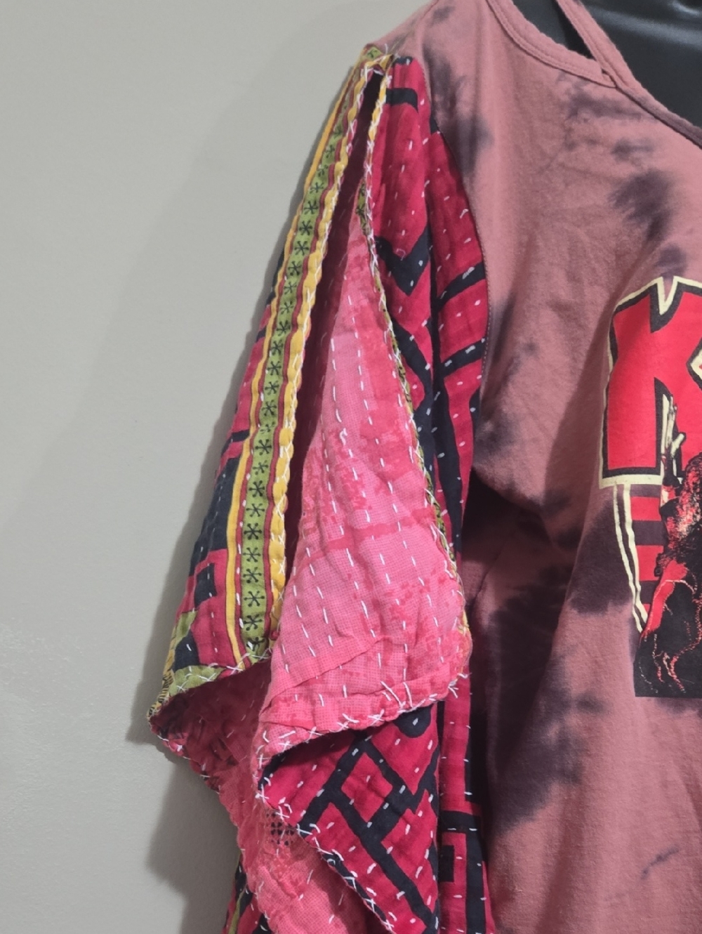 Upcycled Vintage Band T-shirt - Picture 2 of 4